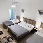 Balliu Oda ve Kahvaltı Berat