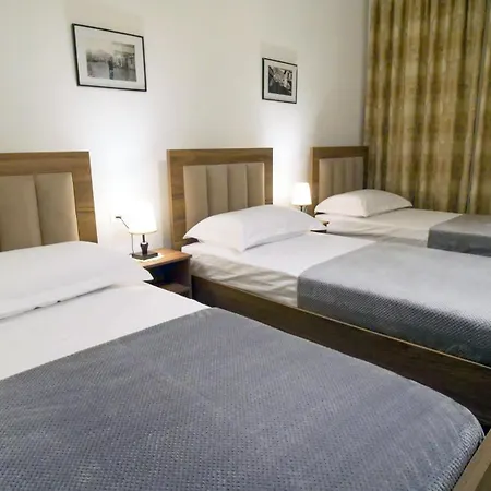 Bed & Breakfast Balliu *