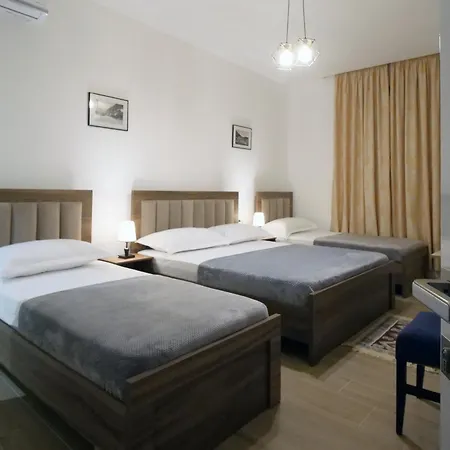 Balliu Bed & Breakfast *