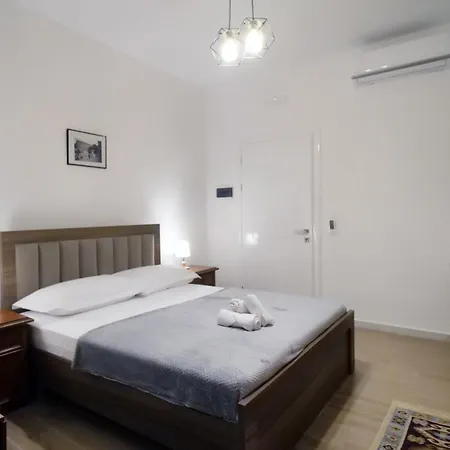 Bed and Breakfast Balliu Μπεράτ