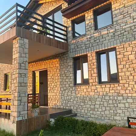 Bed and Breakfast Balliu Μπεράτ